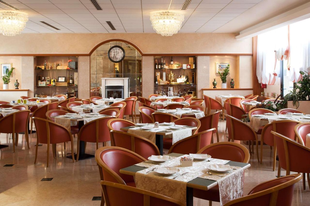 Best Western Hotel Leonardo Da Vinci Έρμπα Εξωτερικό φωτογραφία